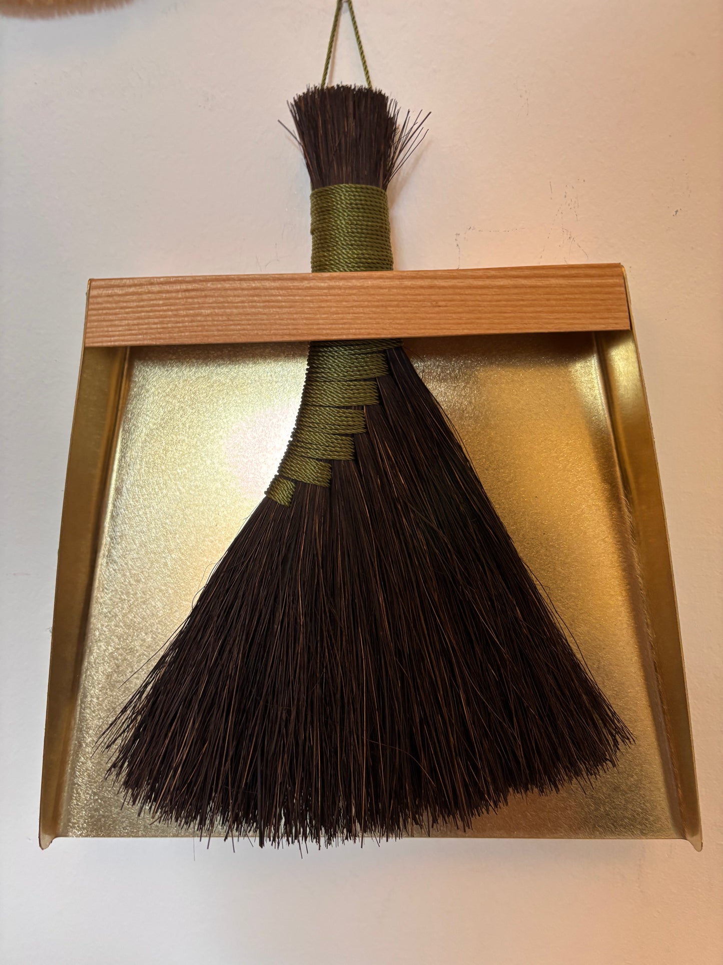 Function & Form - Dustpan