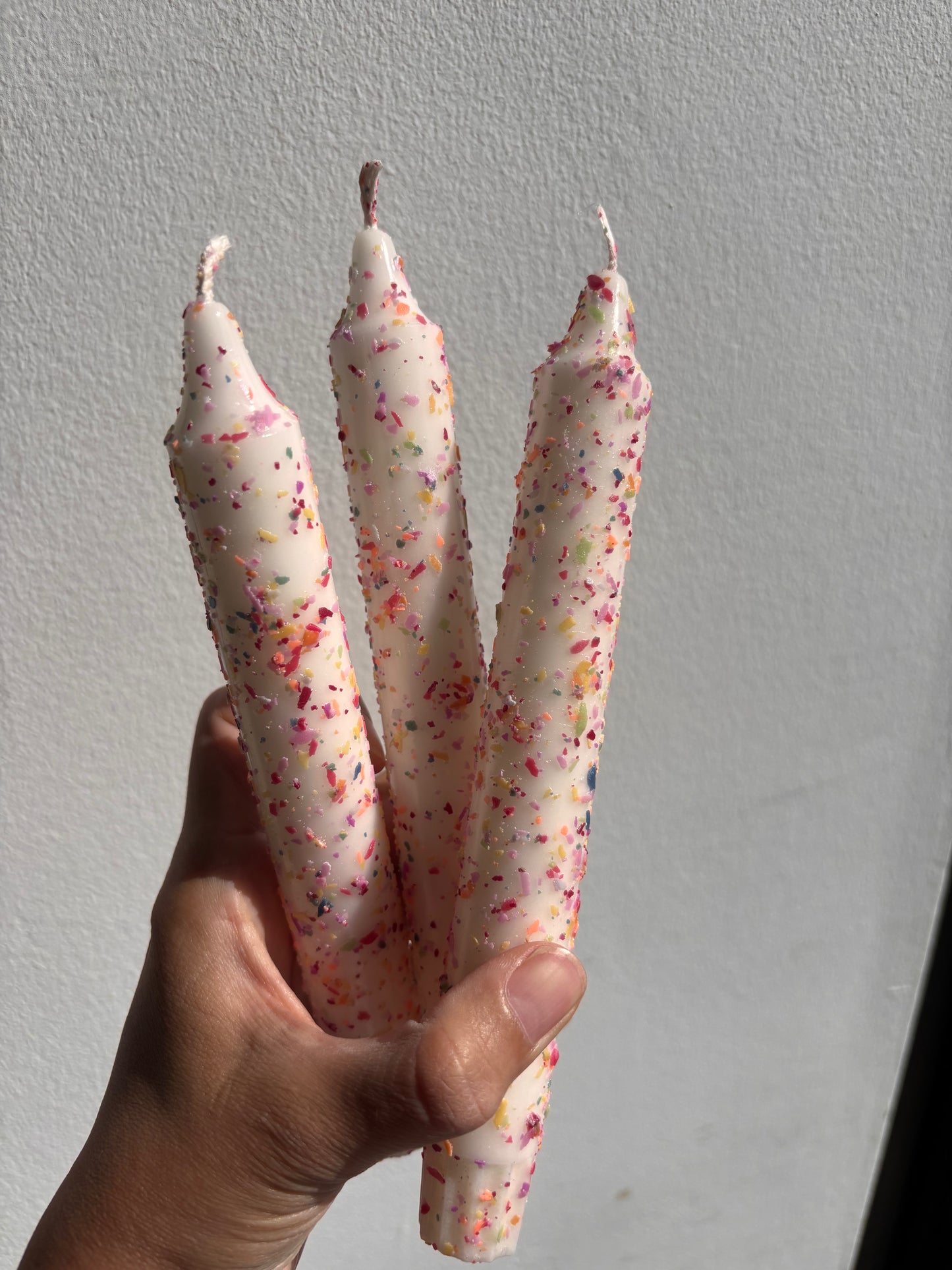 Florrie & Wren - Confetti Dinner Candle i