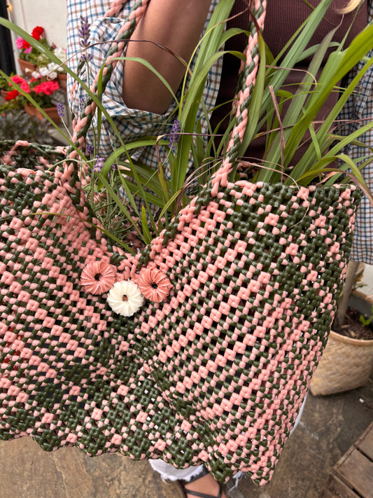 Senyu - handwoven recycled plastic shopper