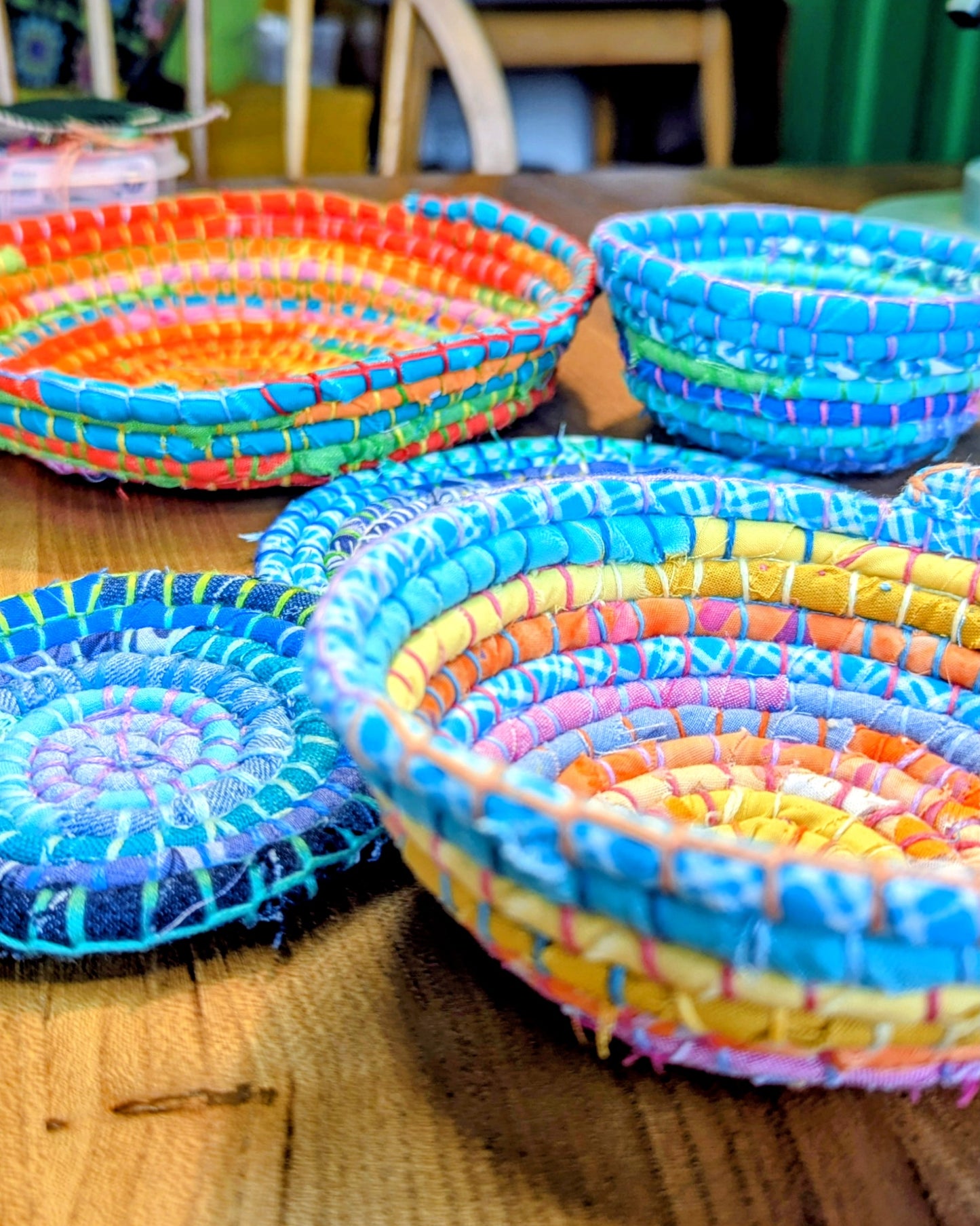 Make Your Own Scrap Fabric Bowl, Mat or Basket with Karen Giroud - April 26