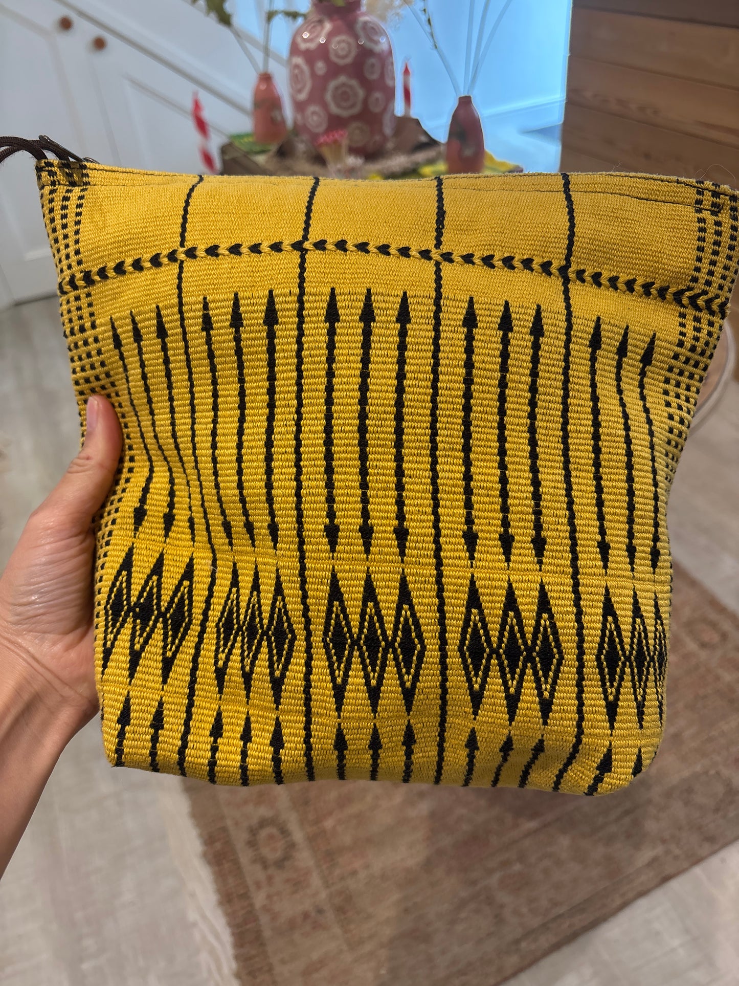 Senyu - Handwoven Wash Bag