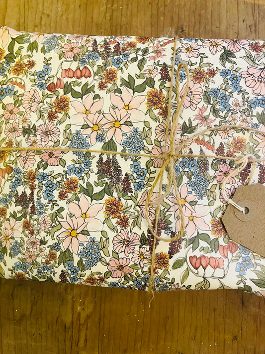 April 11 - Wrapping Paper Daisy & Dandelion Floral