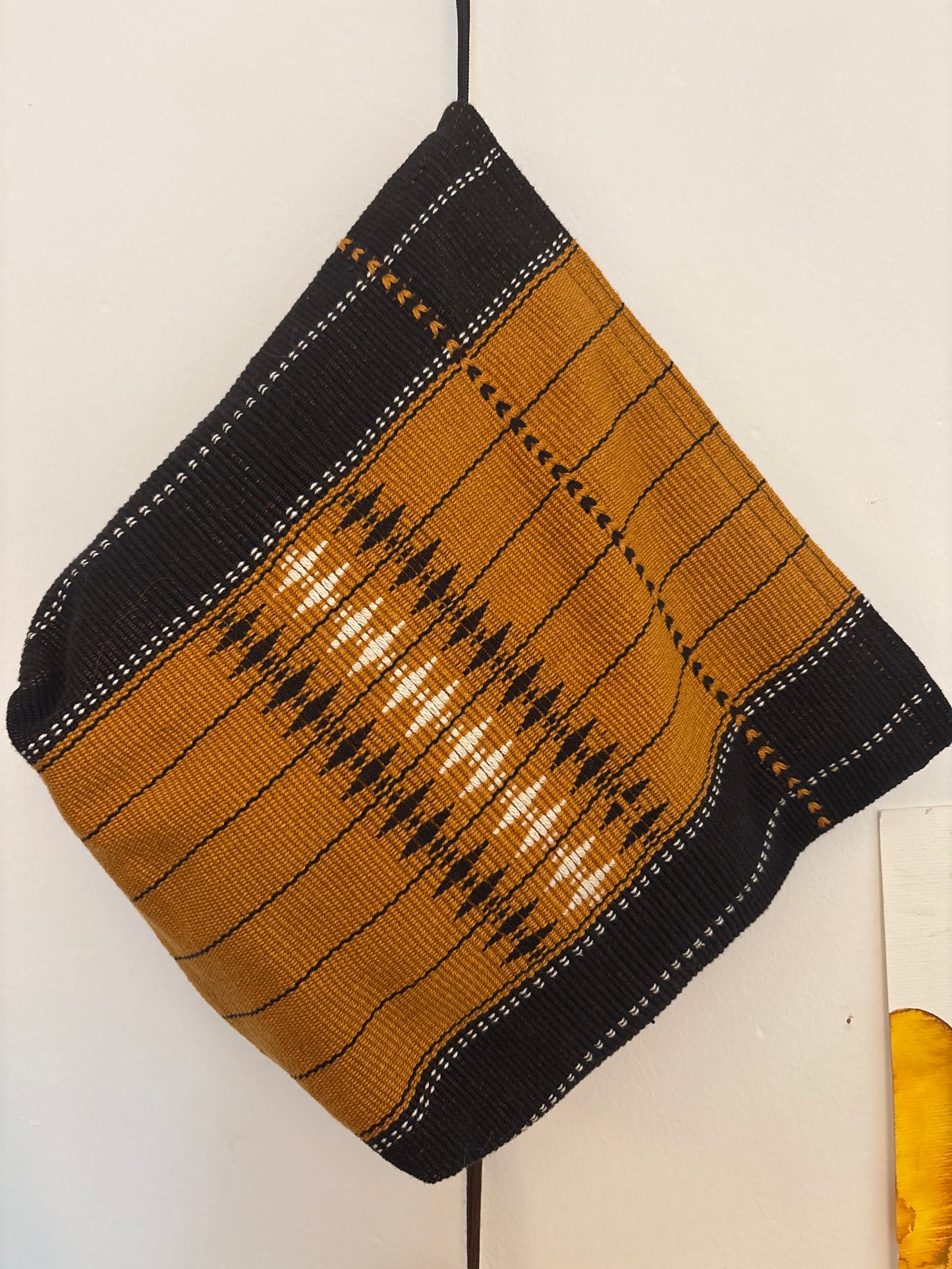 Senyu - Handwoven Wash Bag