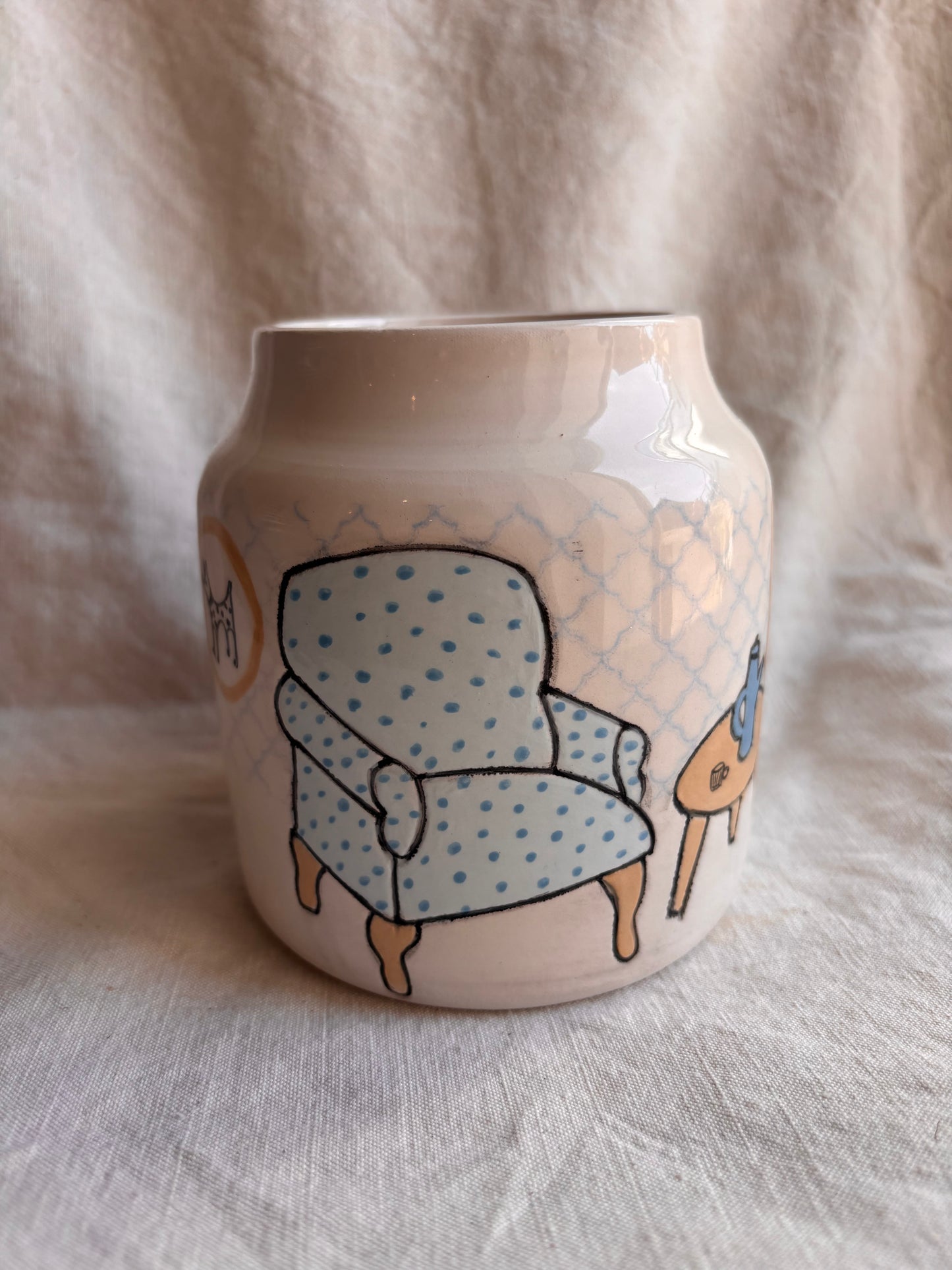 Emily Conroy Ceramics - Illustrated Pot