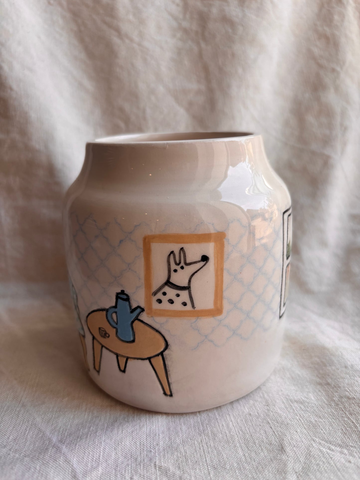 Emily Conroy Ceramics - Illustrated Pot