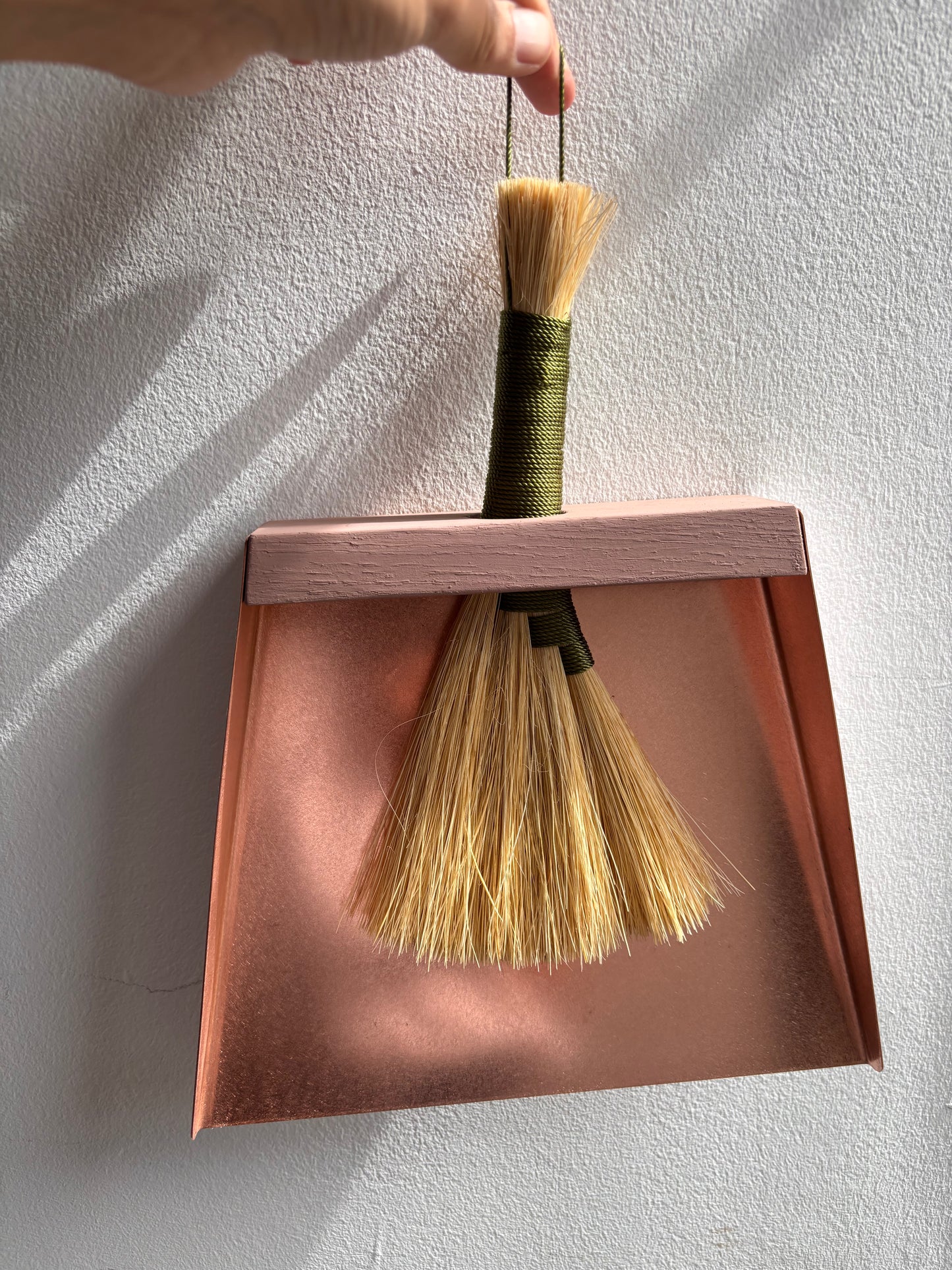 Function & Form - Dustpan
