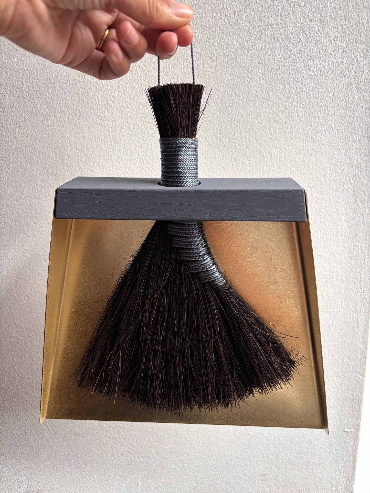 Function & Form - Dustpan