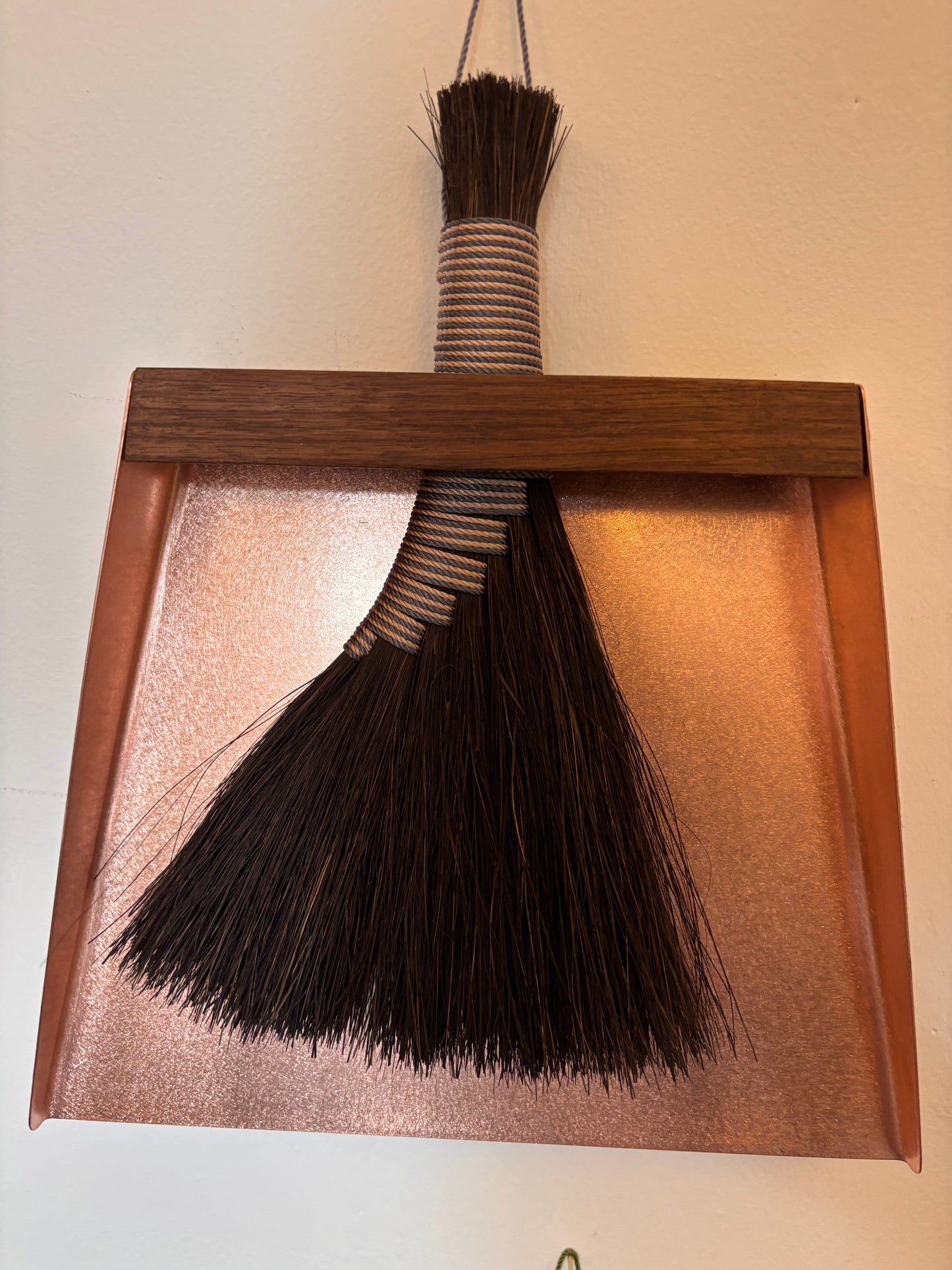 Function & Form - Dustpan