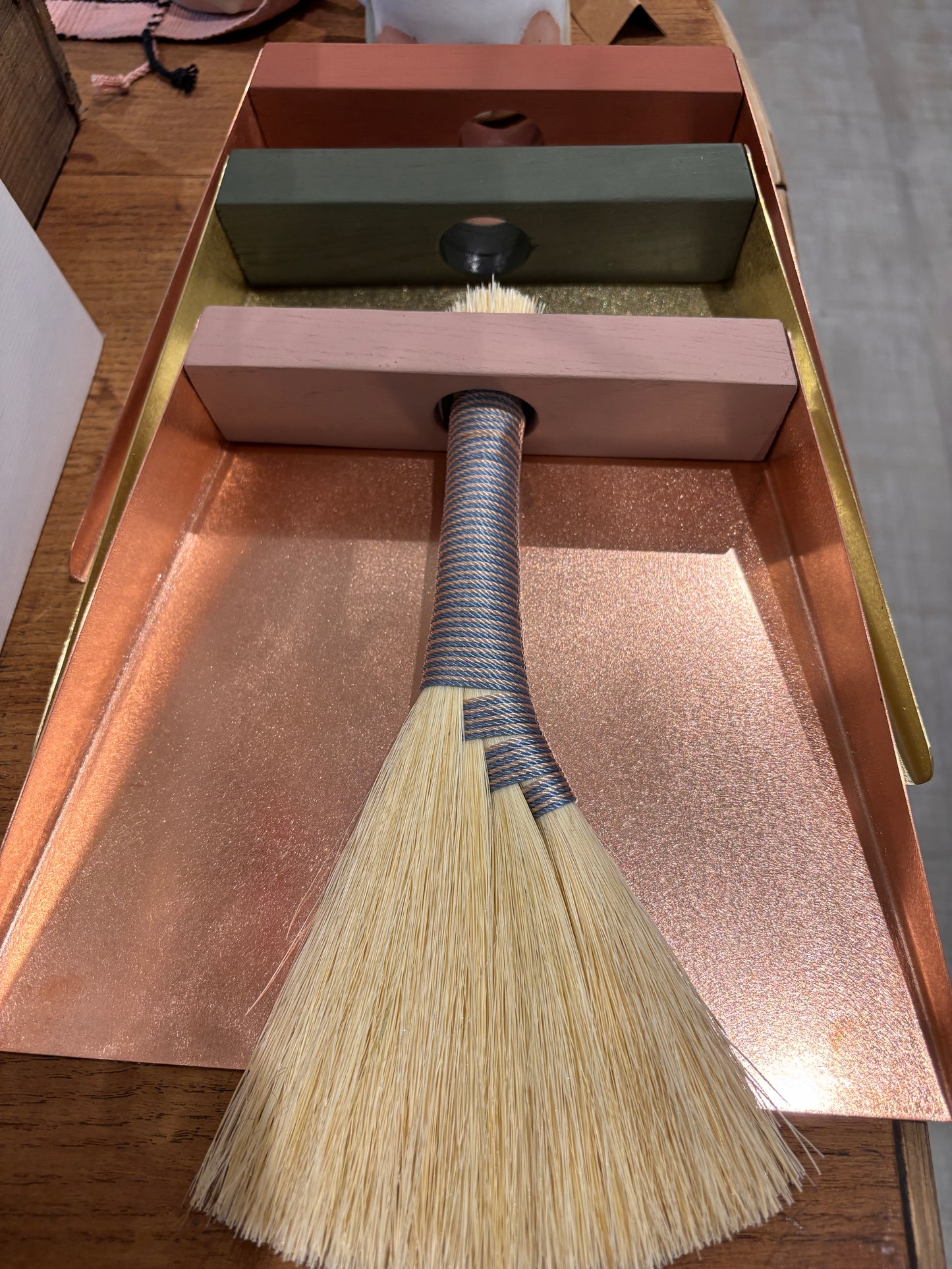 Function & Form - Dustpan
