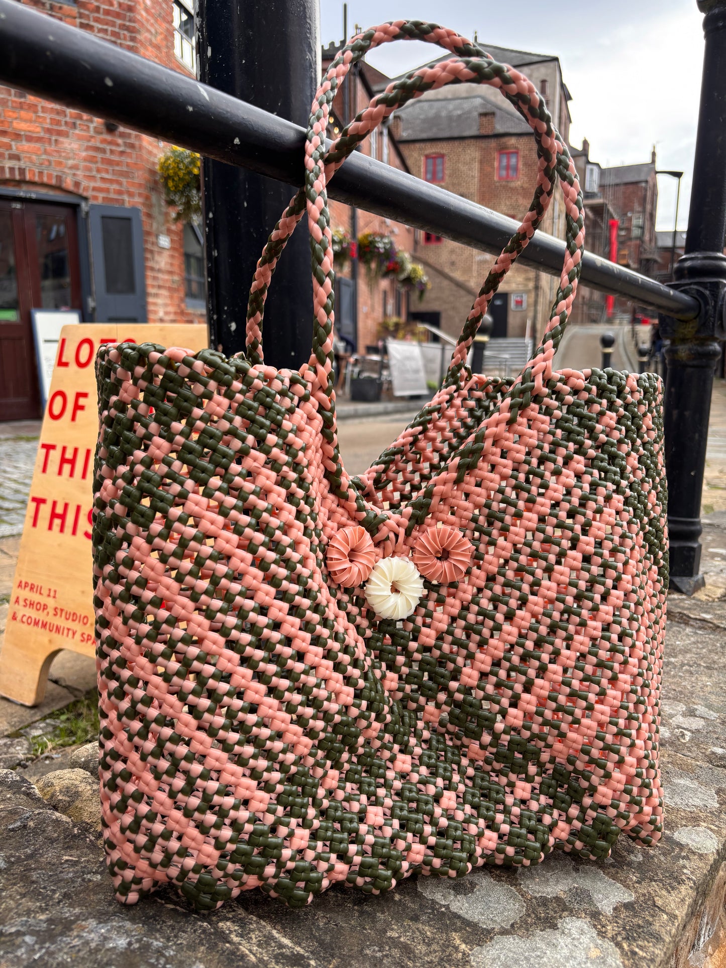 Senyu - handwoven recycled plastic shopper