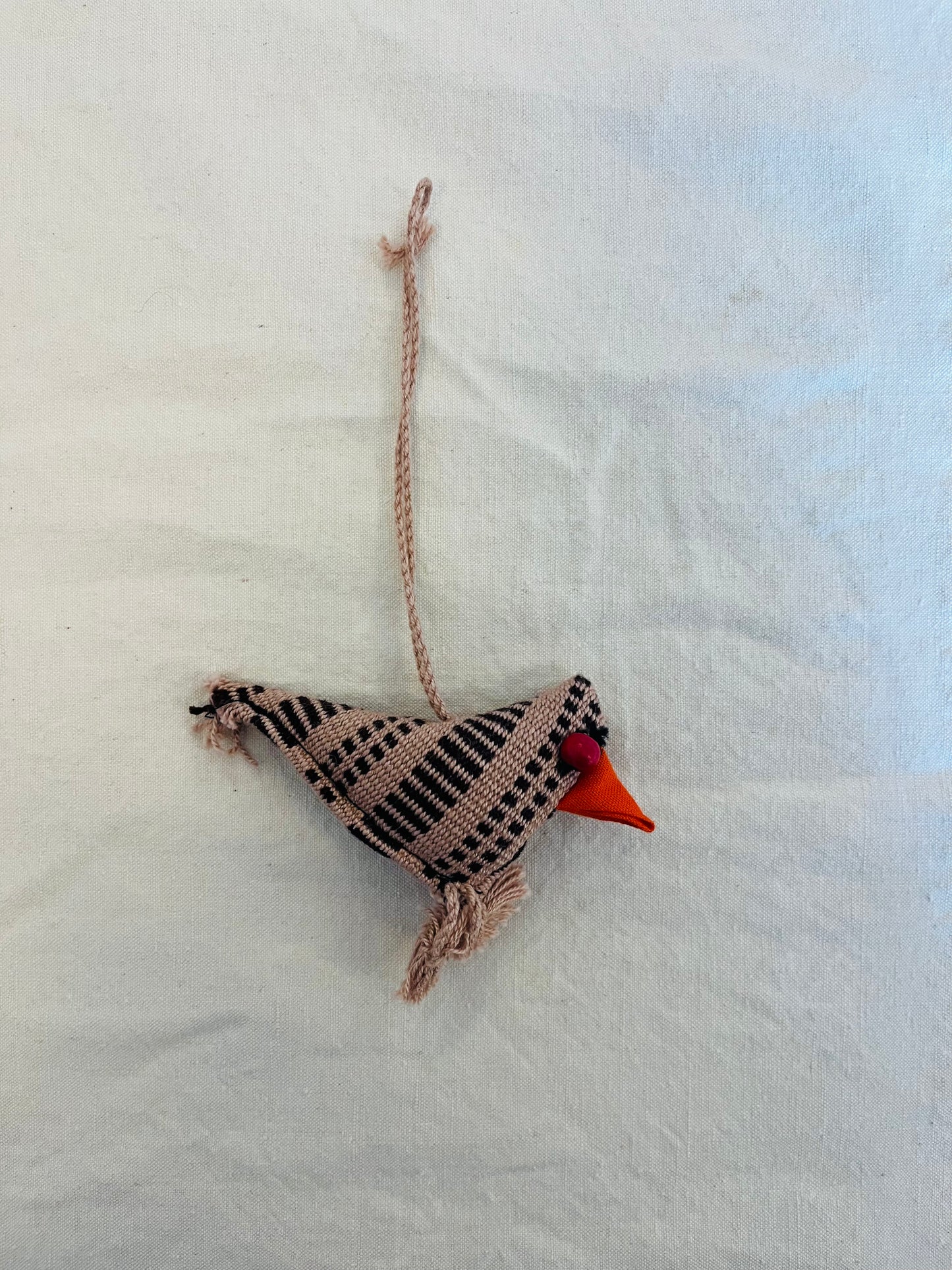 Senyu - handwoven bird decoration