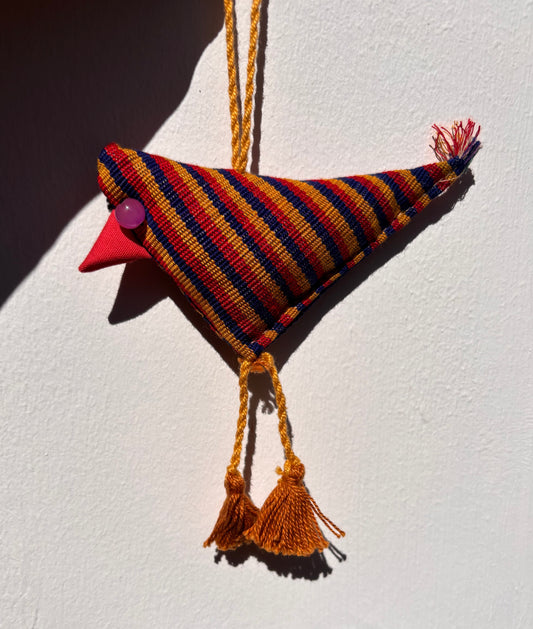 Senyu - handwoven bird decoration