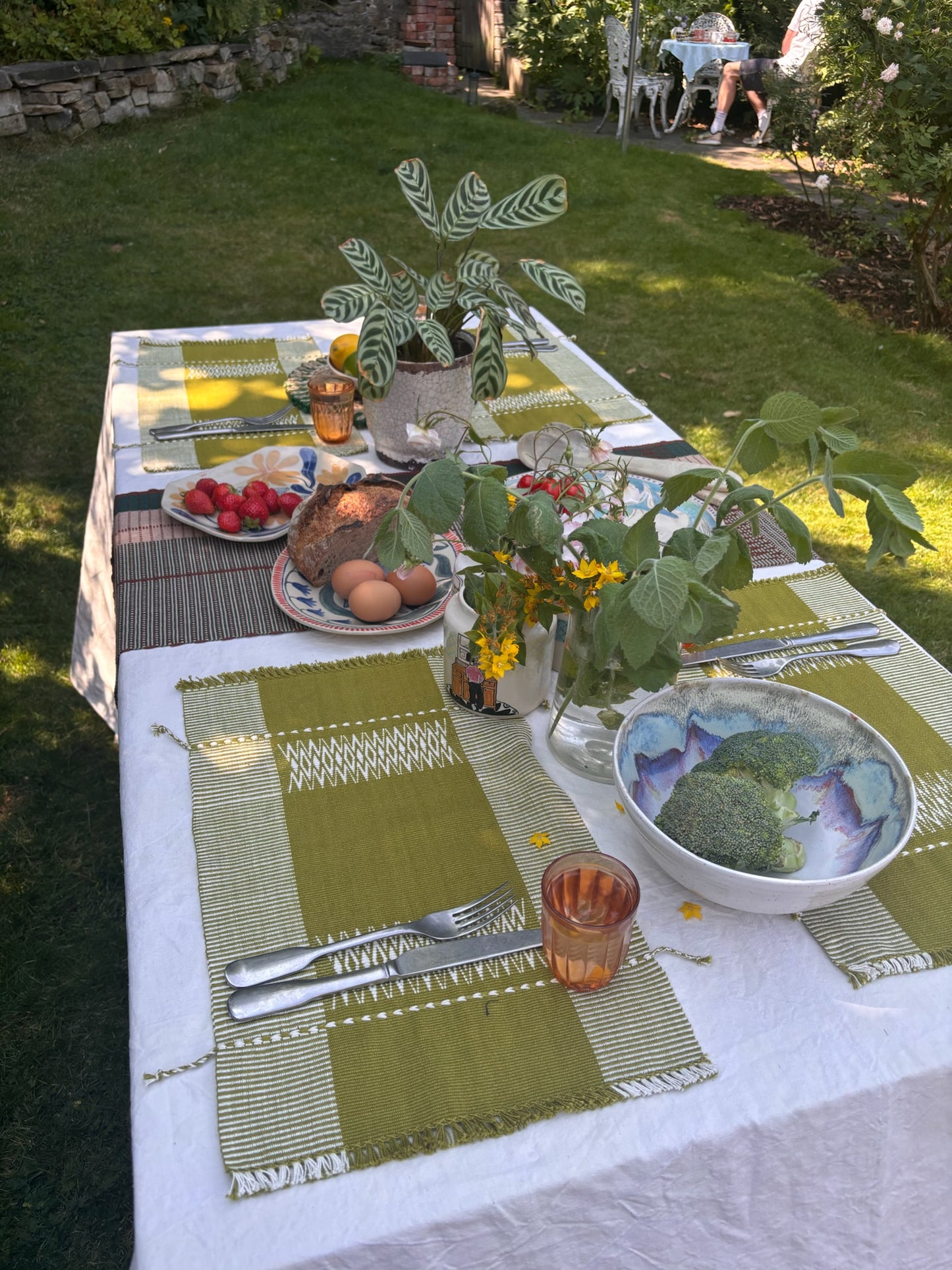 Senyu - Handwoven Extra Large Table Runner - Dusky Rose, Burgundy & Green