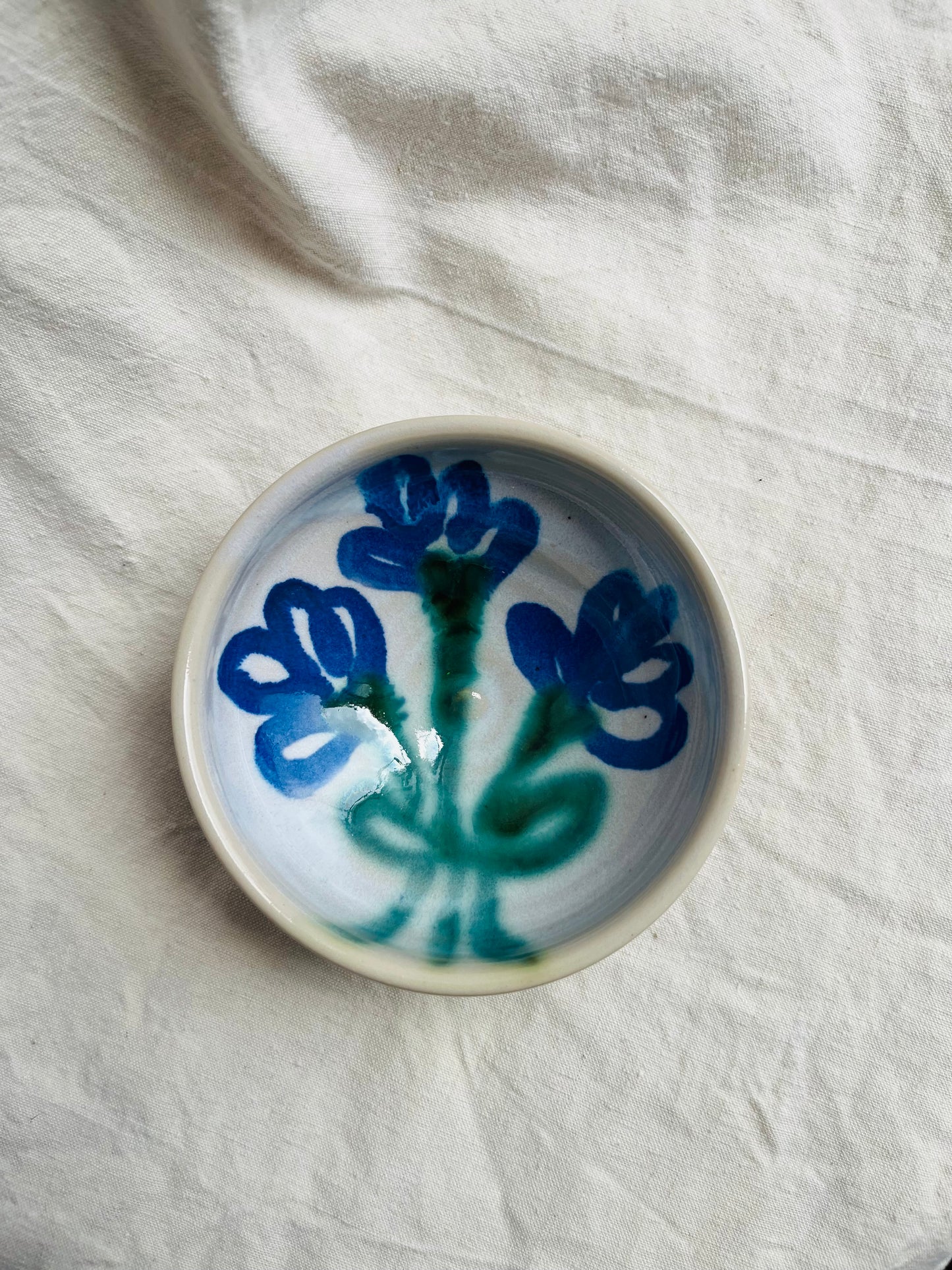 Ceramics by Kat - nibble flower bowl in pink