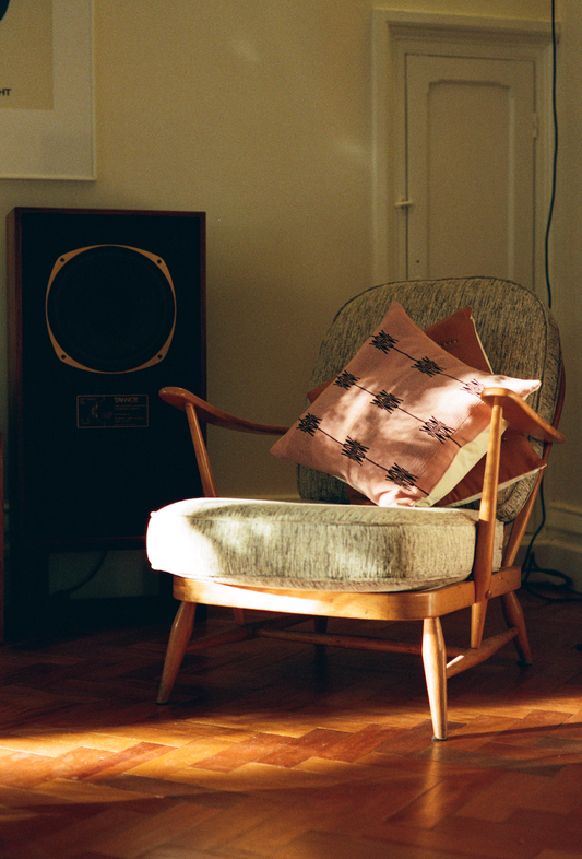 Senyu - Handwoven Cushion Cover - Dusty Rose