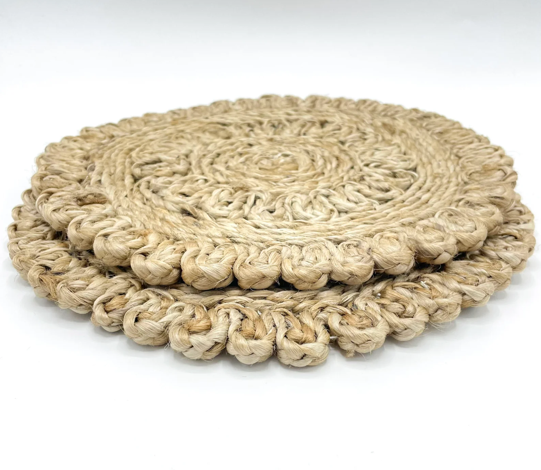 Senyu - Handwoven Jute Placemat in Natural Beige
