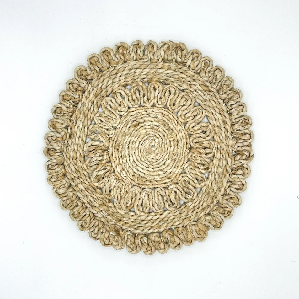 Senyu - Handwoven Jute Placemat in Natural Beige